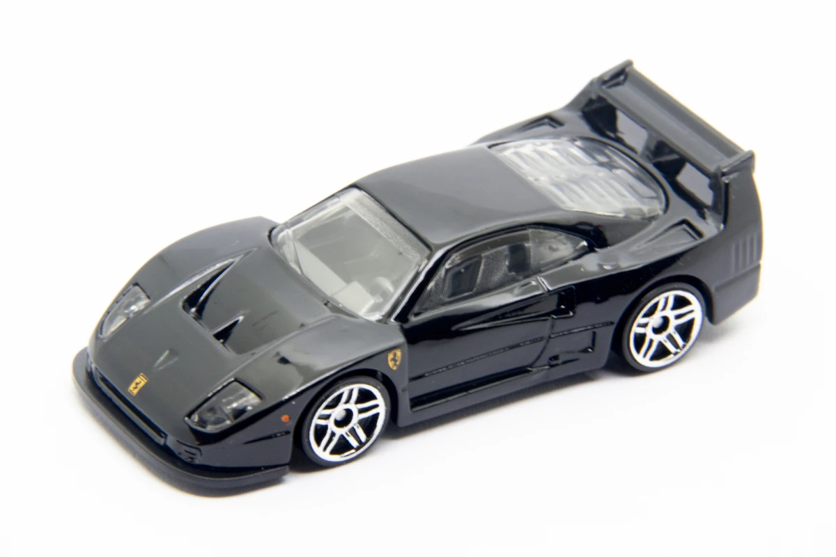 2026 Ferrari F40 Competizione Black: No Package: Image 3