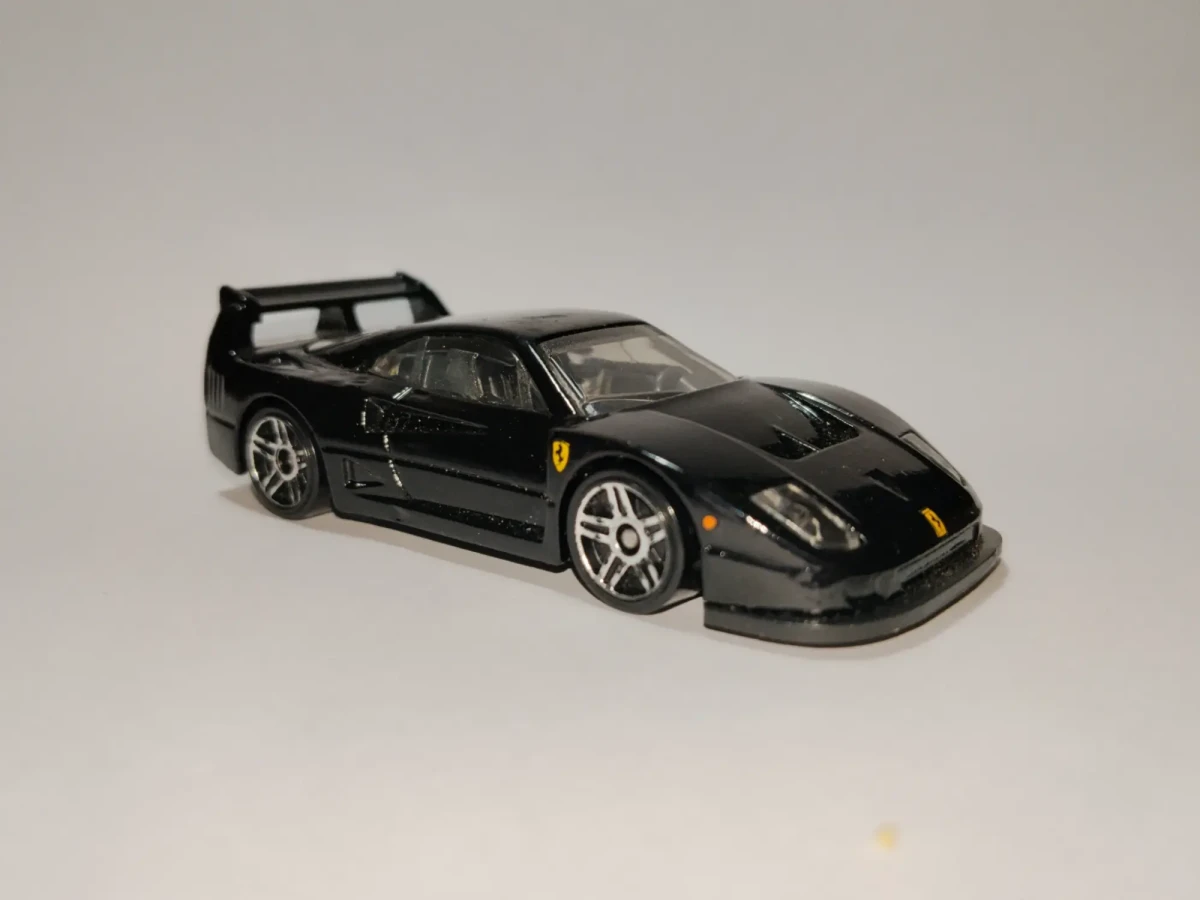 2026 Ferrari F40 Competizione Black: Image 4