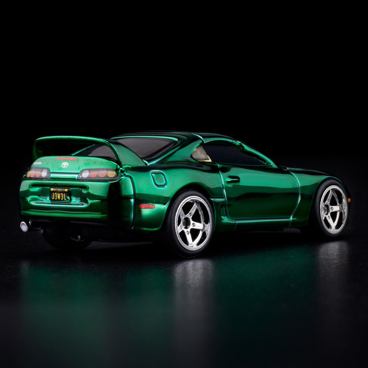 2025 1997 Toyota Supra Green: Image 12