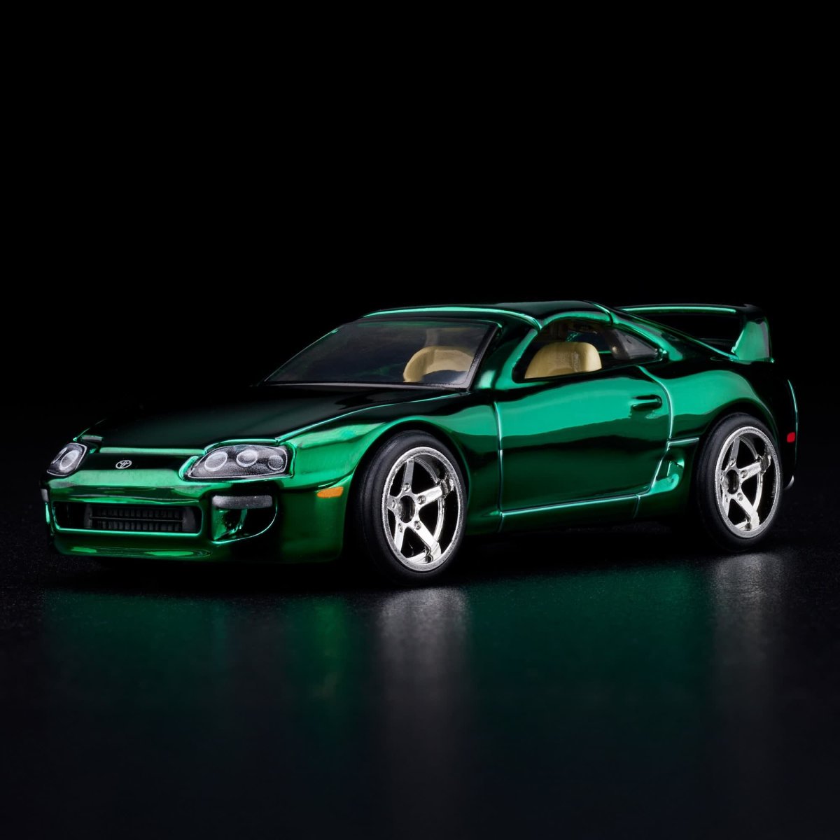 2025 1997 Toyota Supra Green: Image 7