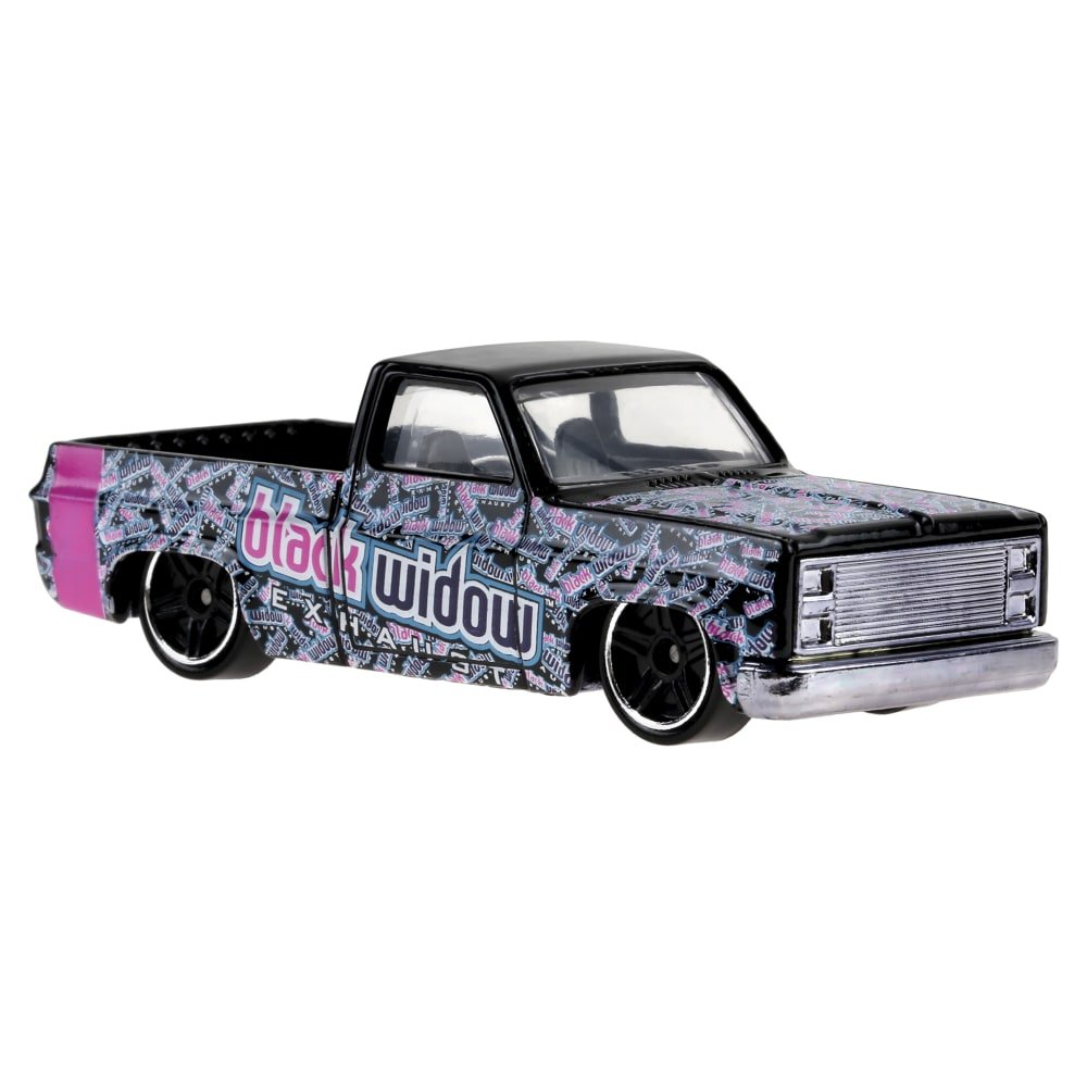 2026 83 Chevy Silverado Black: Image 7