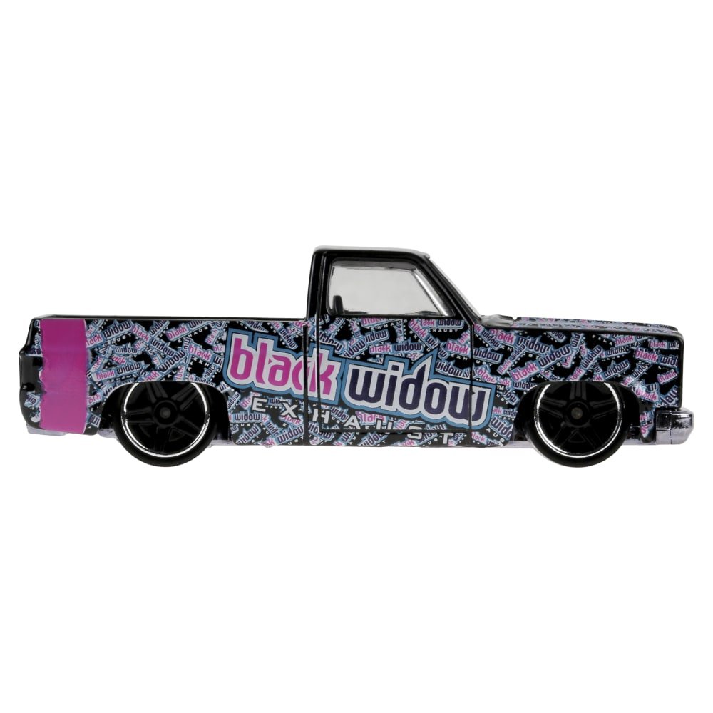 2026 83 Chevy Silverado Black: Image 6