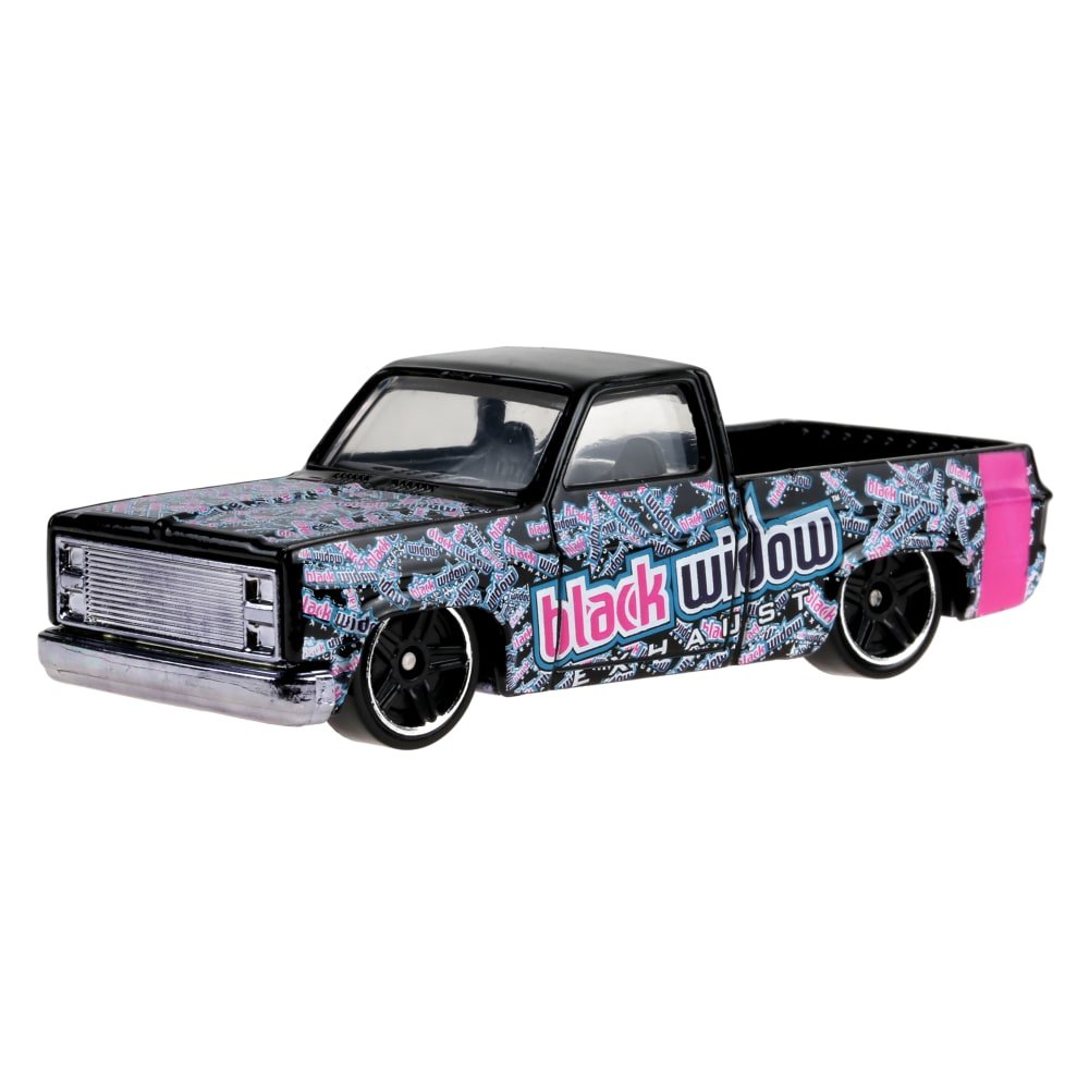 2026 83 Chevy Silverado Black: Image 4