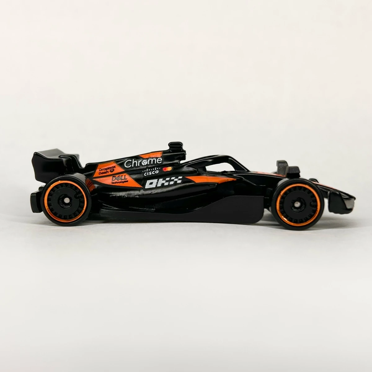 2026 McLaren Formula 1 Team Black: No Package: Image 7