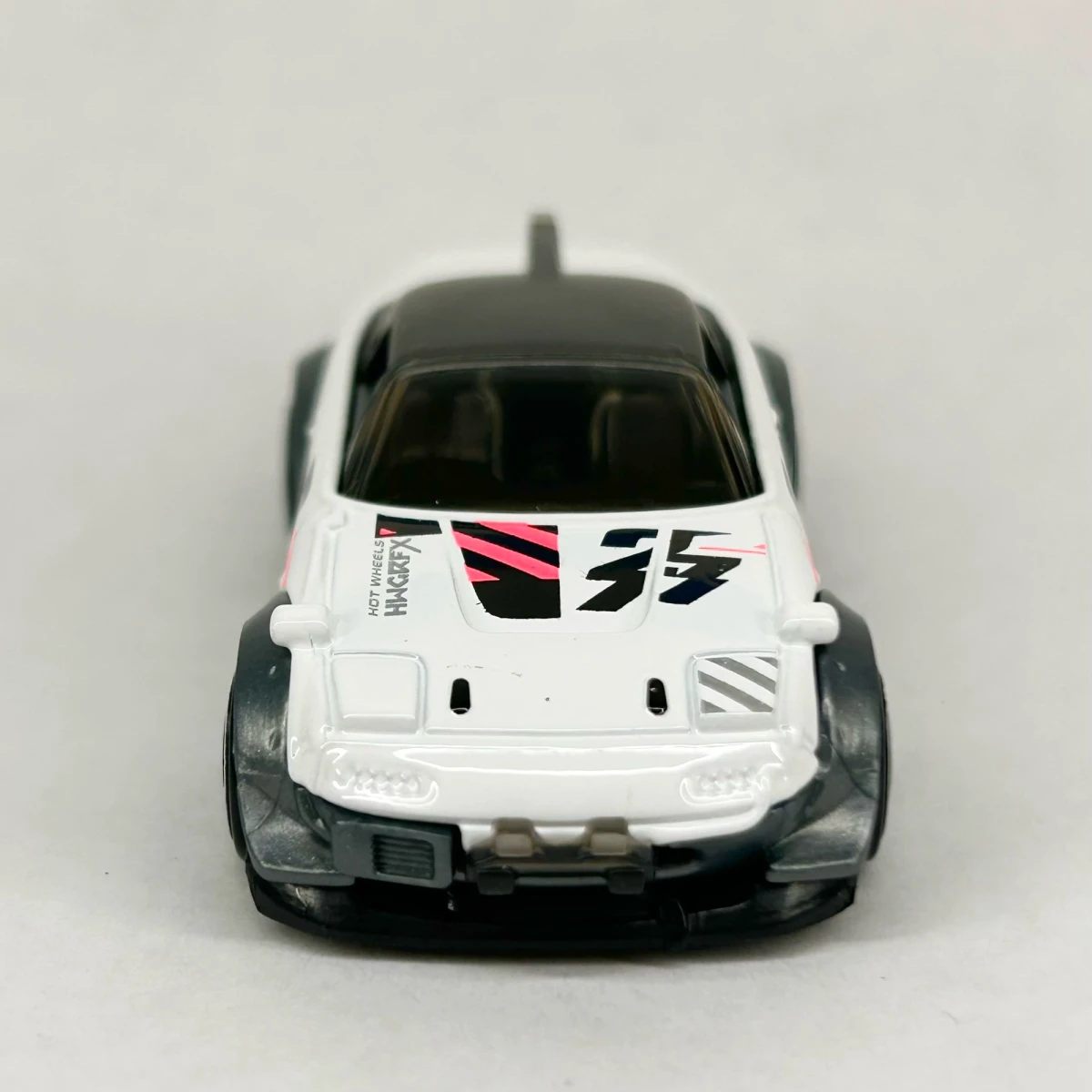 2026 Mazda MX-5 Miata White: No Package: Image 7