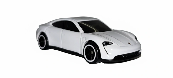 2026 Porsche Taycan Turbo S White: No Package: Image 4