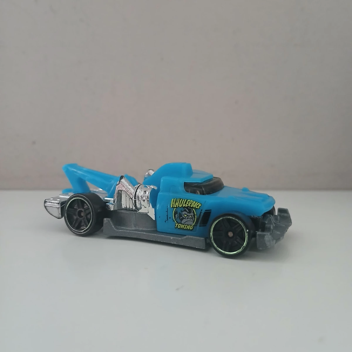 2026 Haulerback Blue: No Package: Image 2