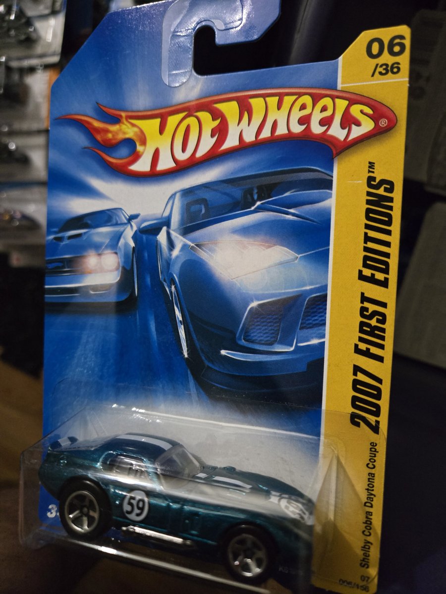 Hot Wheels Shelby Cobra Daytona Coupe