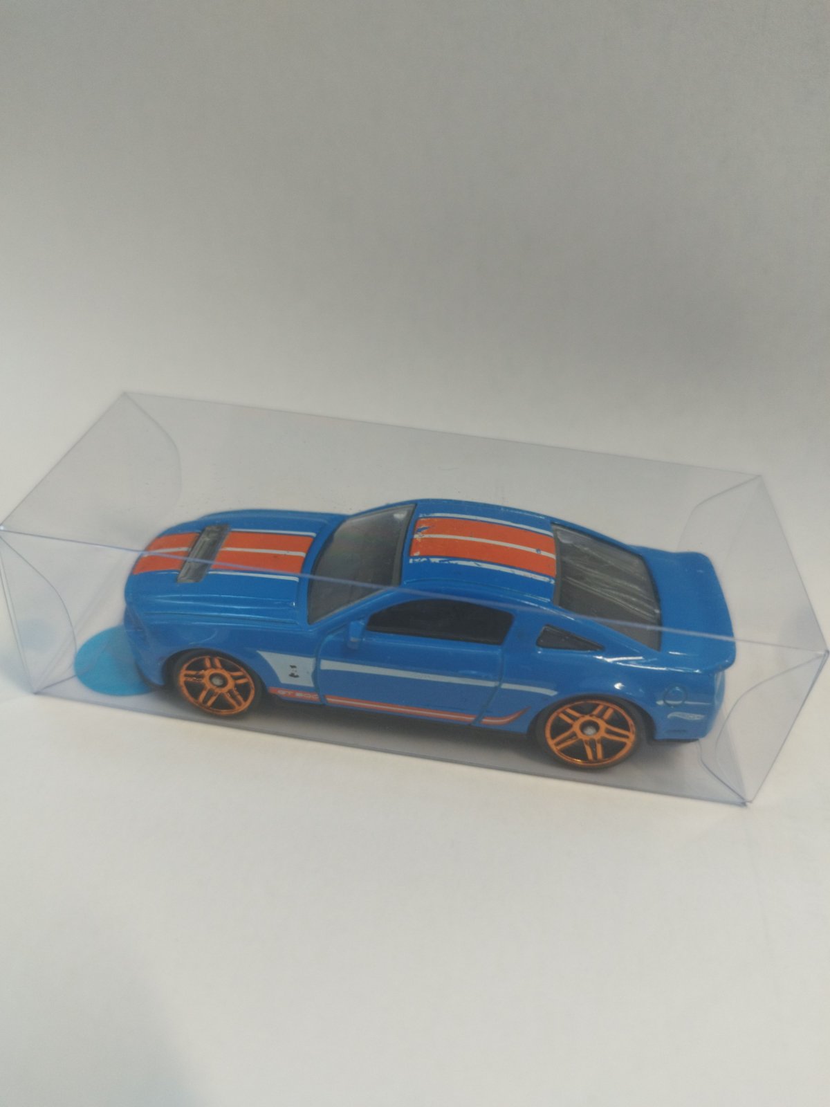 Hot Wheels 10 FORD SHELBY GT500