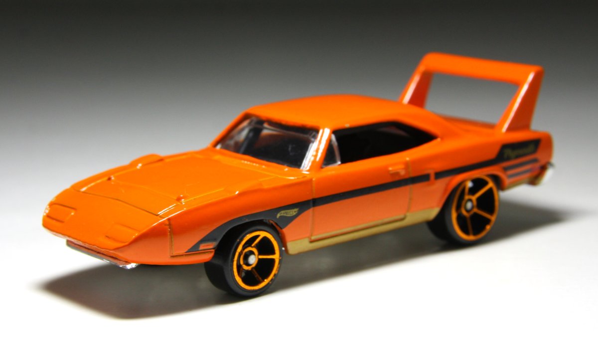 Hot Wheels 70 Plymouth Superbird
