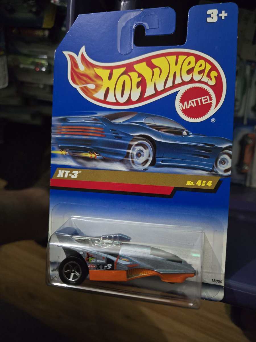 Hot Wheels XT-3