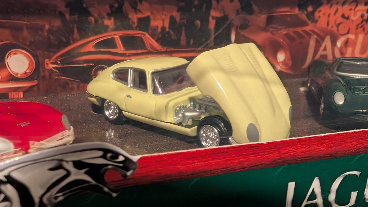 Hot Wheels Jaguar XKE