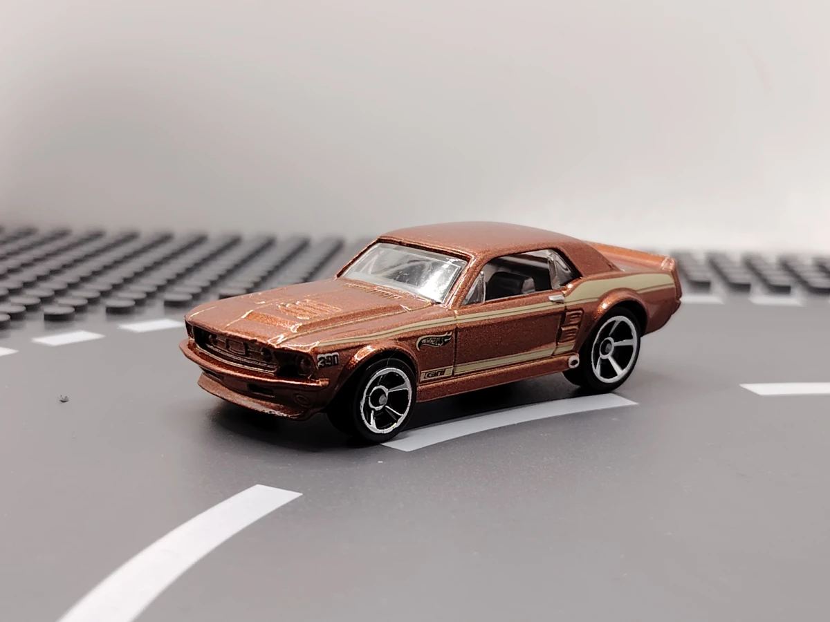 2012 67 Ford Mustang Coupe Orange: No Package: Image 3