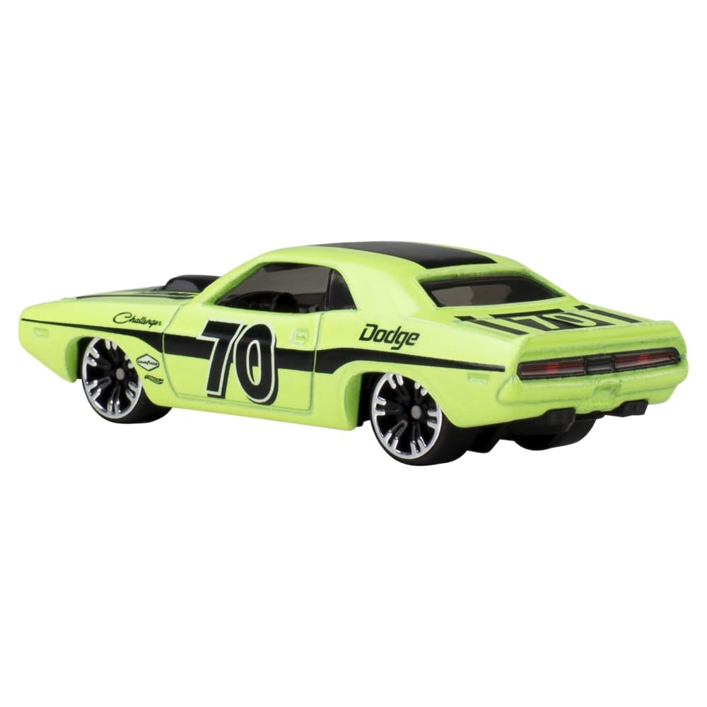 2026 70 Dodge HEMI Challenger Green: Image 3