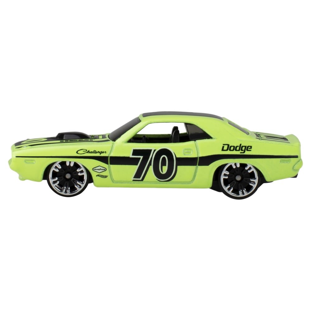 2026 70 Dodge HEMI Challenger Green: Image 4
