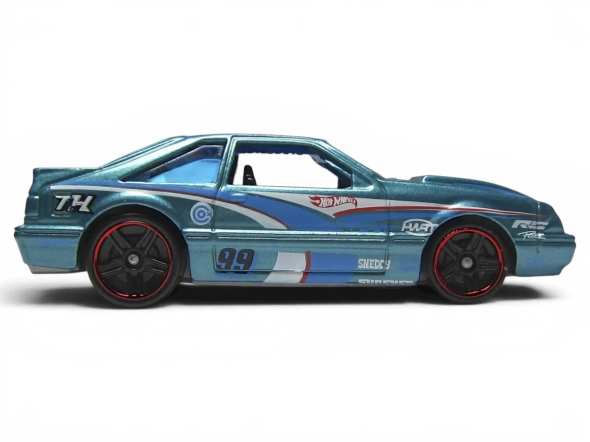 2012 92 Ford Mustang Green: No Package: Image 2