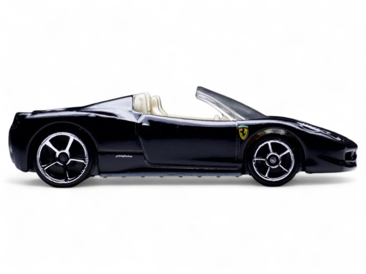 2013 Ferrari 458 Spider Black: No Package: Image 5