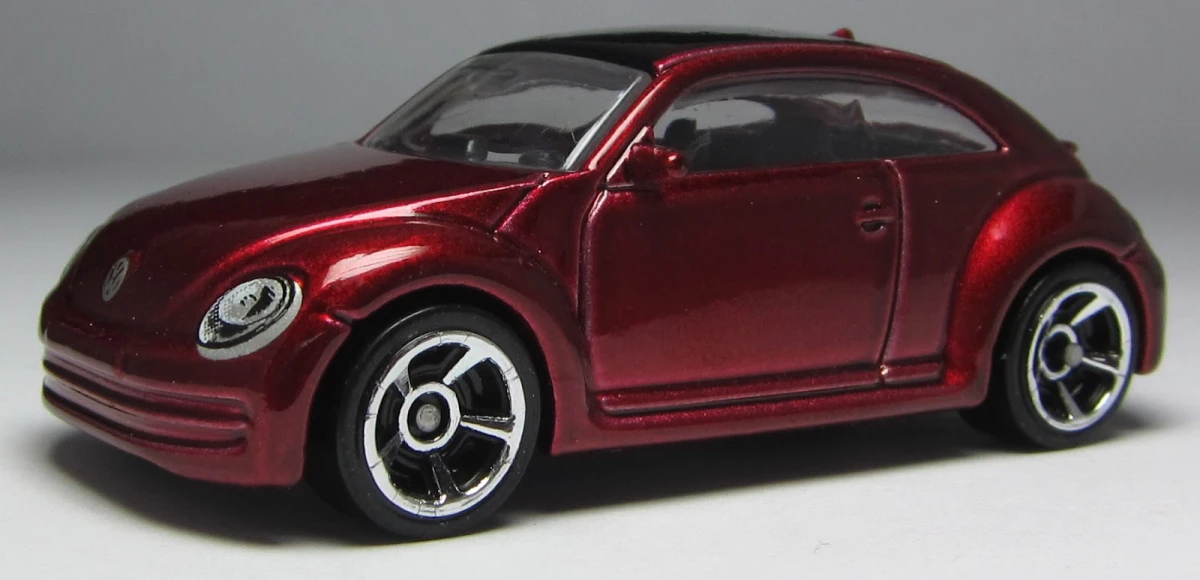 2012 2012 Volkswagen Beetle Red: No Package: Image 2