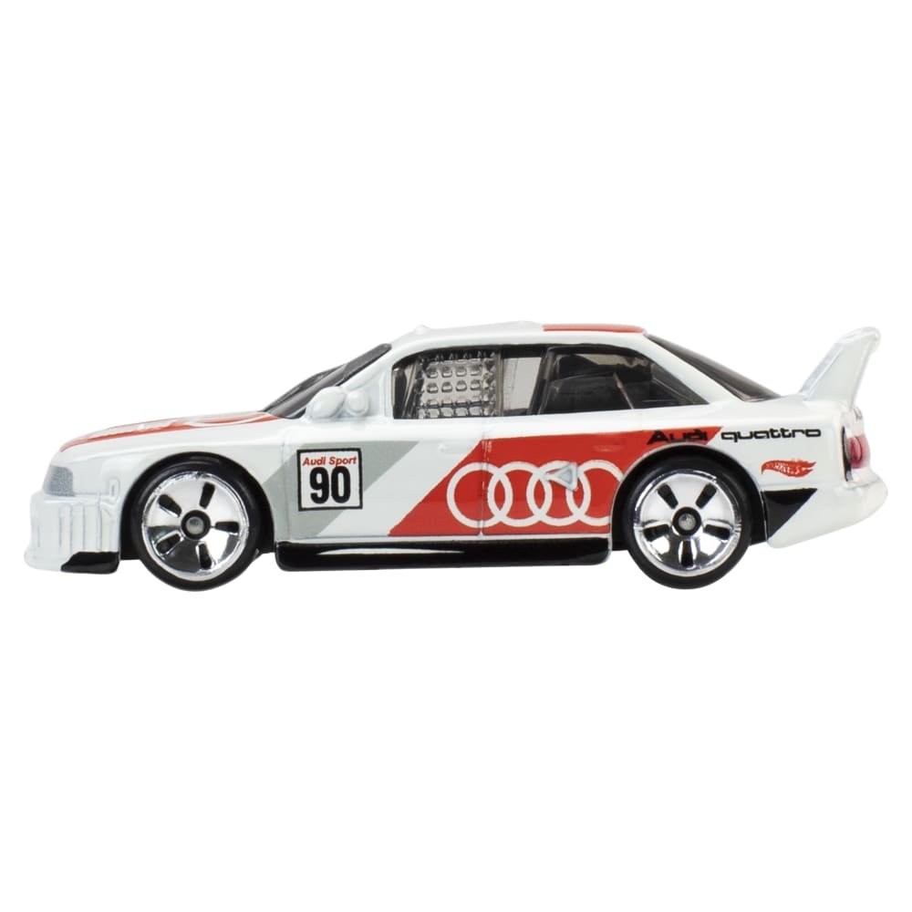 2026 Audi 90 Quattro White: Image 4