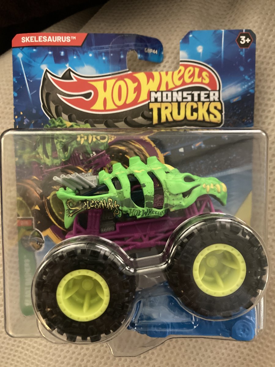 Hot Wheels Skelesaurus
