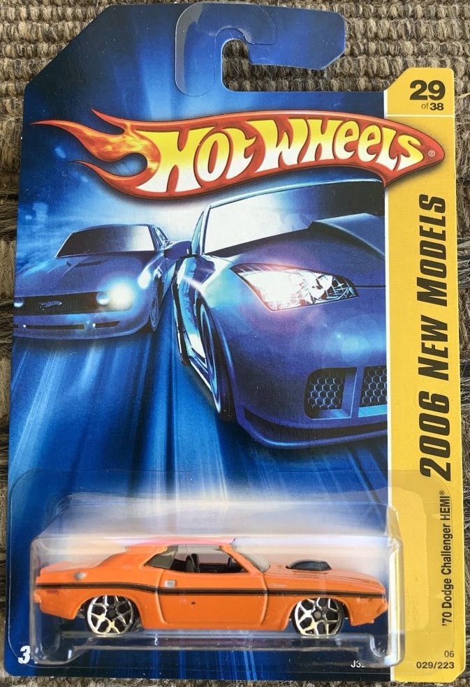 Hot Wheels 70 Dodge Challenger HEMI
