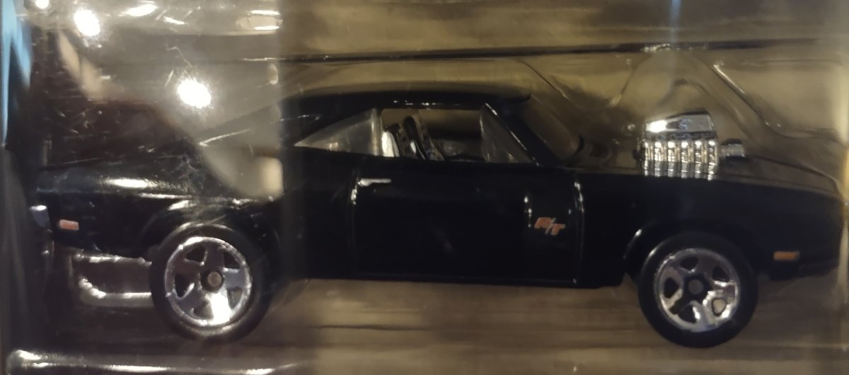 Hot Wheels 70 Dodge Charger R/T