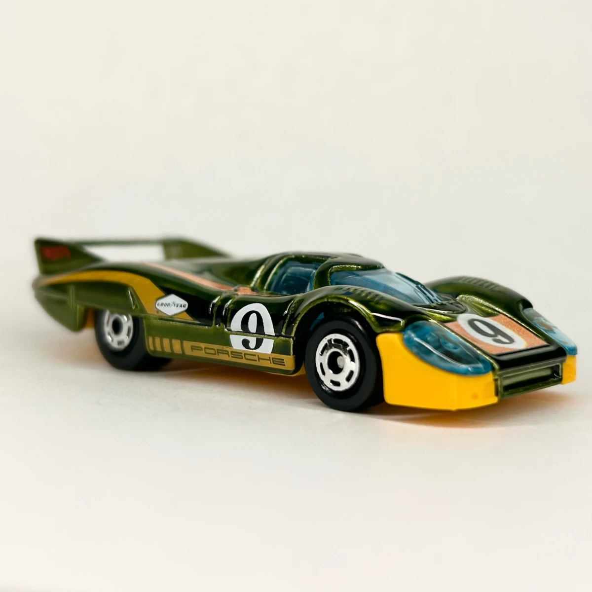 2026 Porsche 917 LH Green: No Package: Image 3