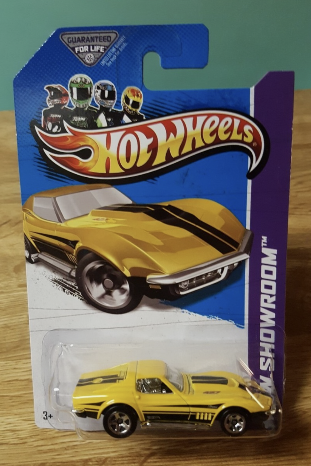 Hot Wheels 69 Corvette Stingray