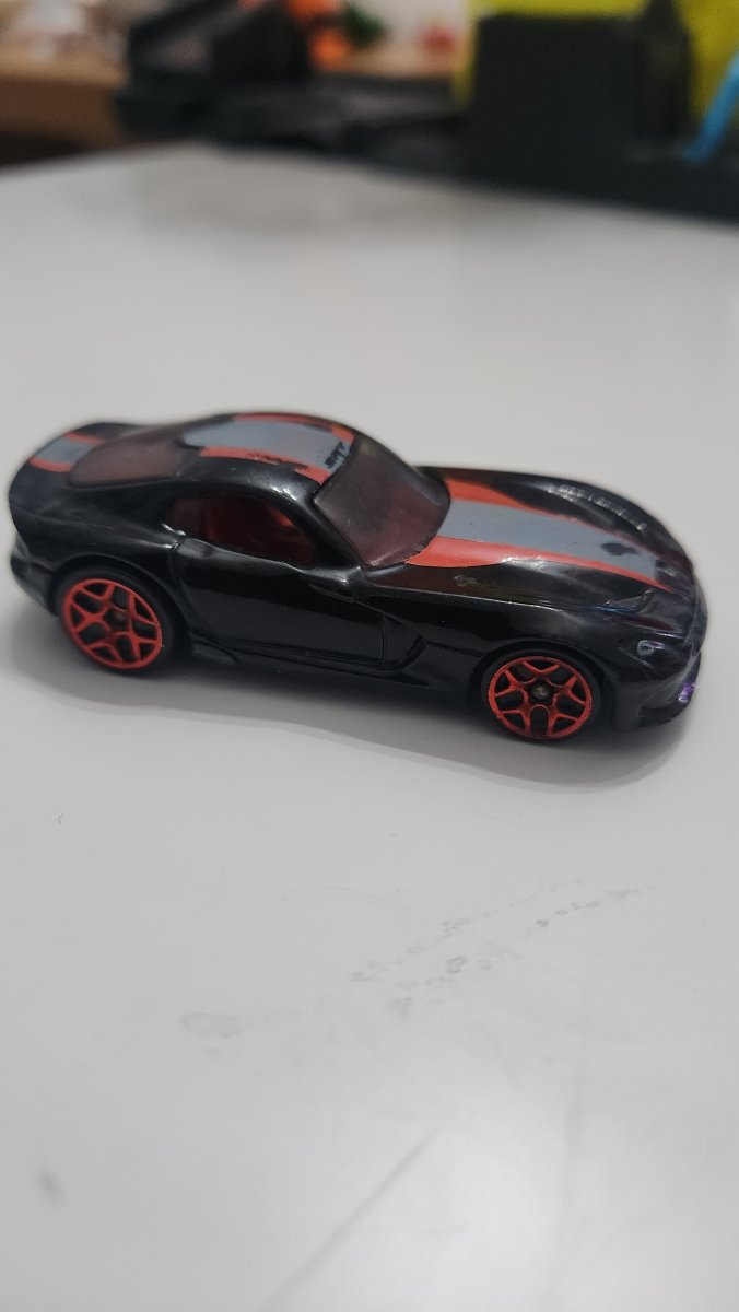 Hot Wheels 2013 SRT Viper