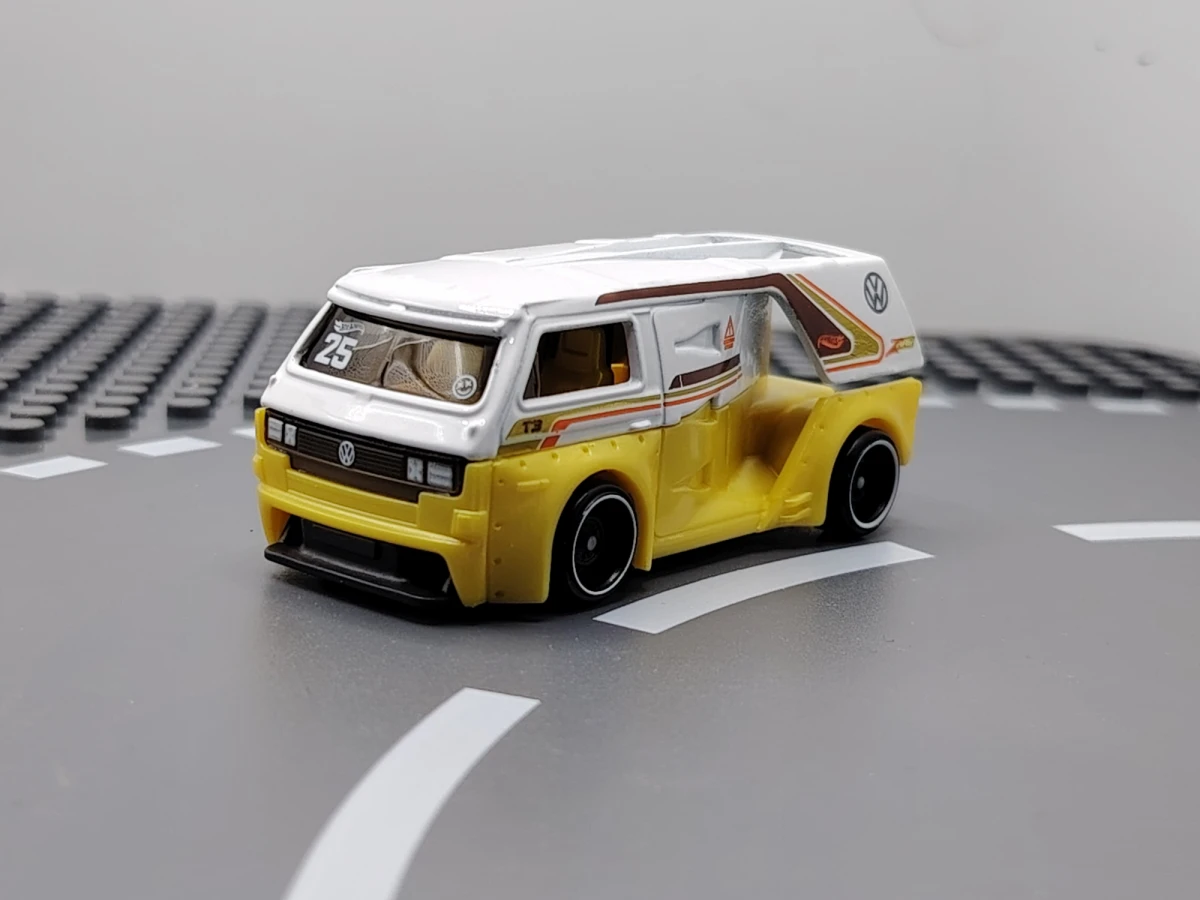 2025 VW T3 Custom White: No Package: Image 3