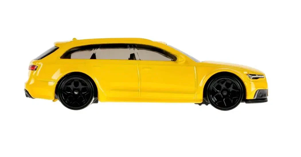 2026 17 Audi RS 6 Avant Yellow: No Package: Image 6