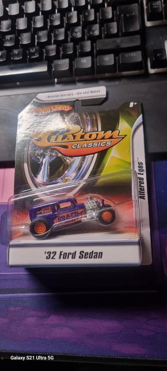 Hot Wheels 32 Ford Sedan