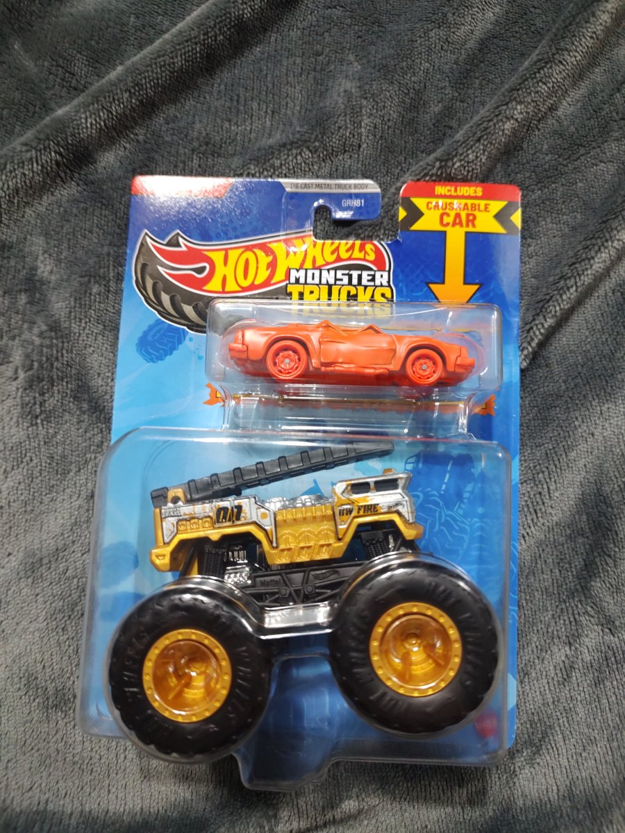 Hot Wheels 5 Alarm and Speed Bump