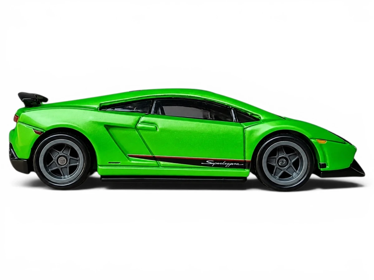 2026 Lamborghini Gallardo LP 570-4 Superleggera Green: No Package: Image 2
