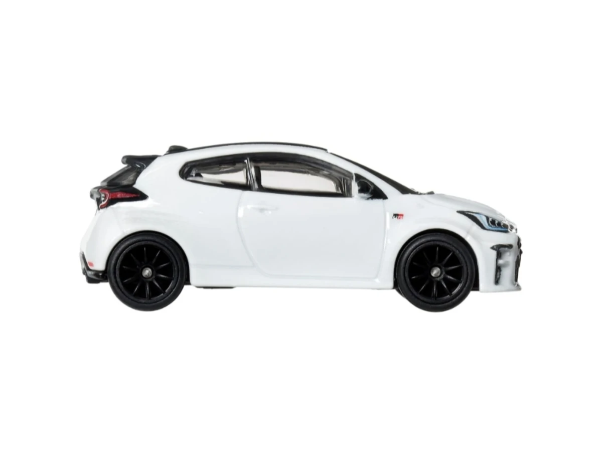 2026 Toyota GR Yaris White: Long (US): Image 5