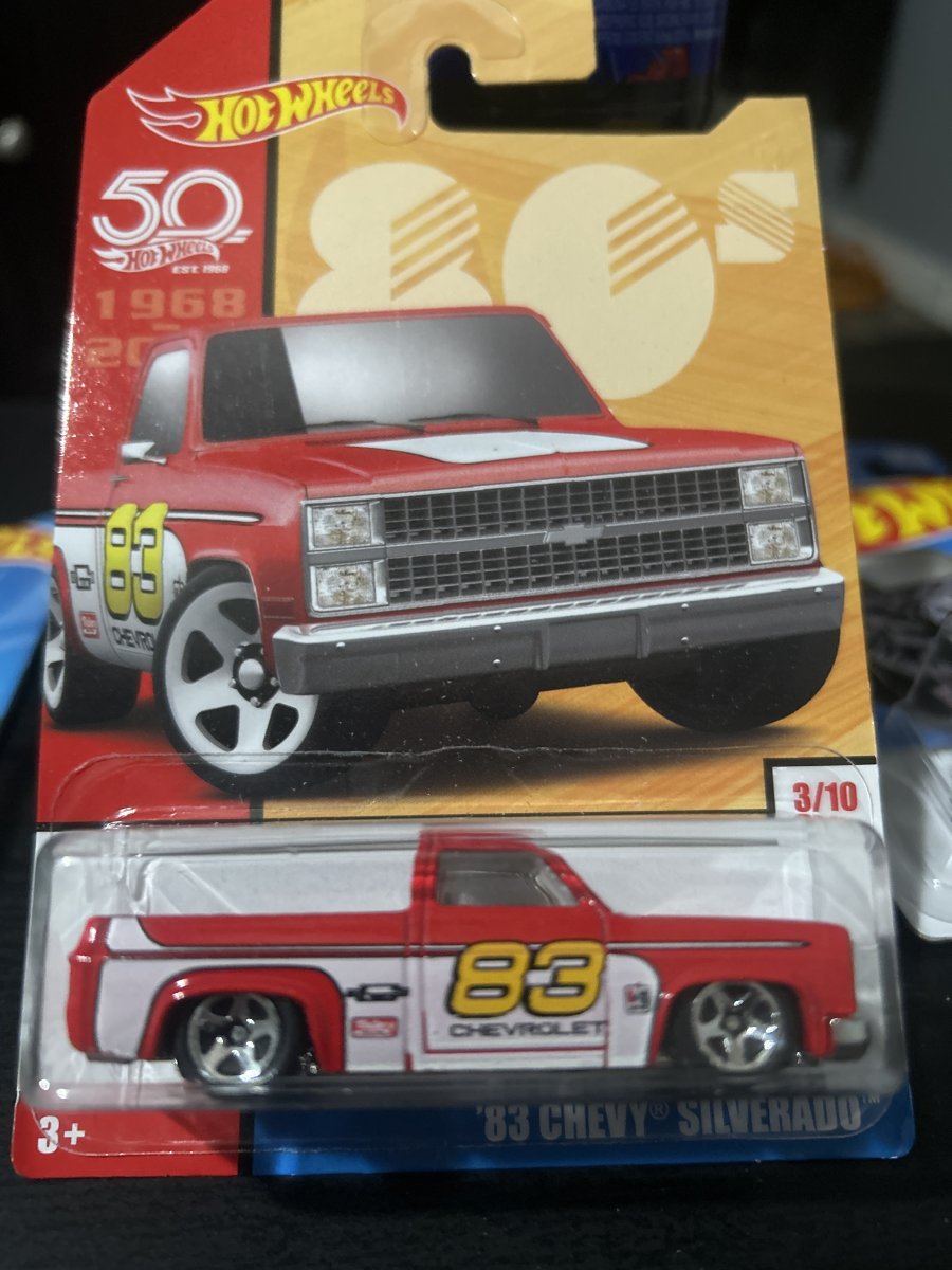 Hot Wheels 83 Chevy Silverado