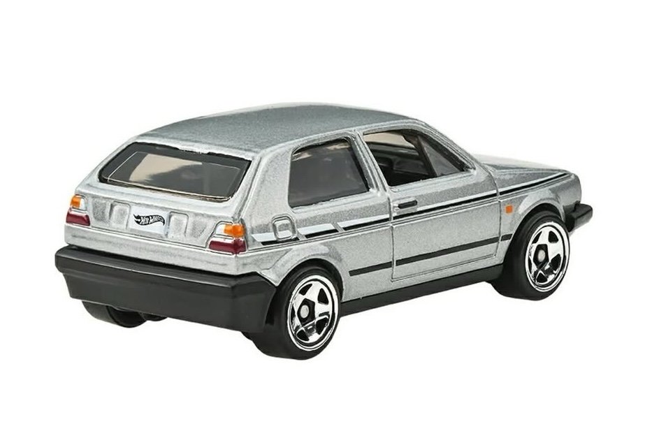 2026 Volkswagen Golf MK2 Silver: Image 2
