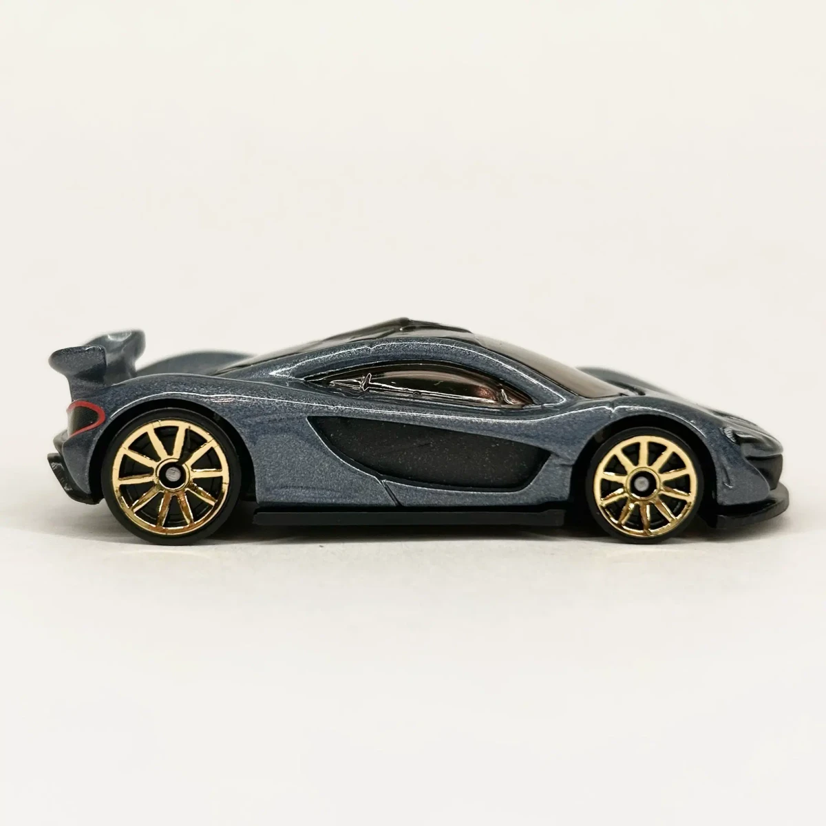 2026 McLaren P1 Blue: No Package: Image 2