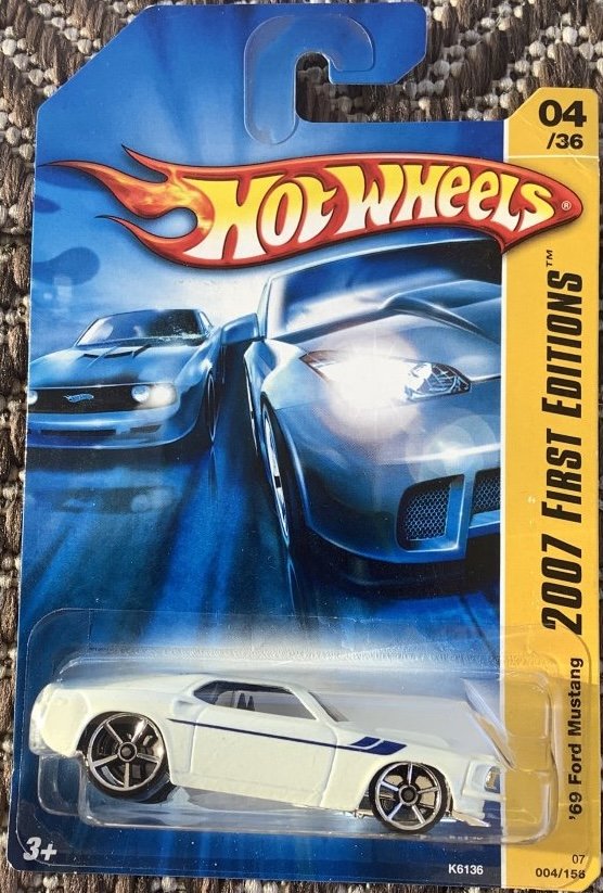 Hot Wheels 69 Ford Mustang