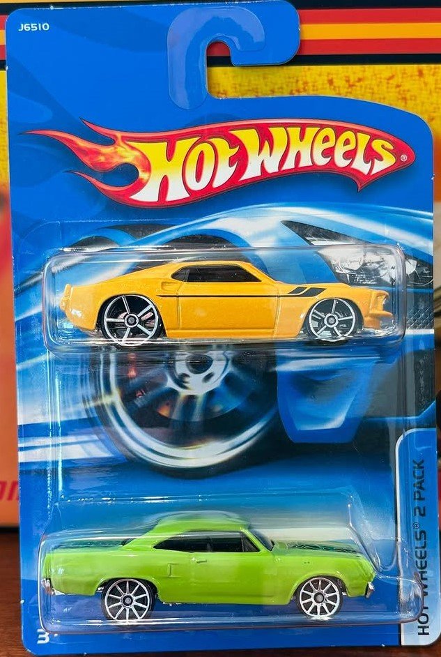 Hot Wheels Hot Wheels 2-Pack (70 Plymouth Superbird & 70 Road Runner)
