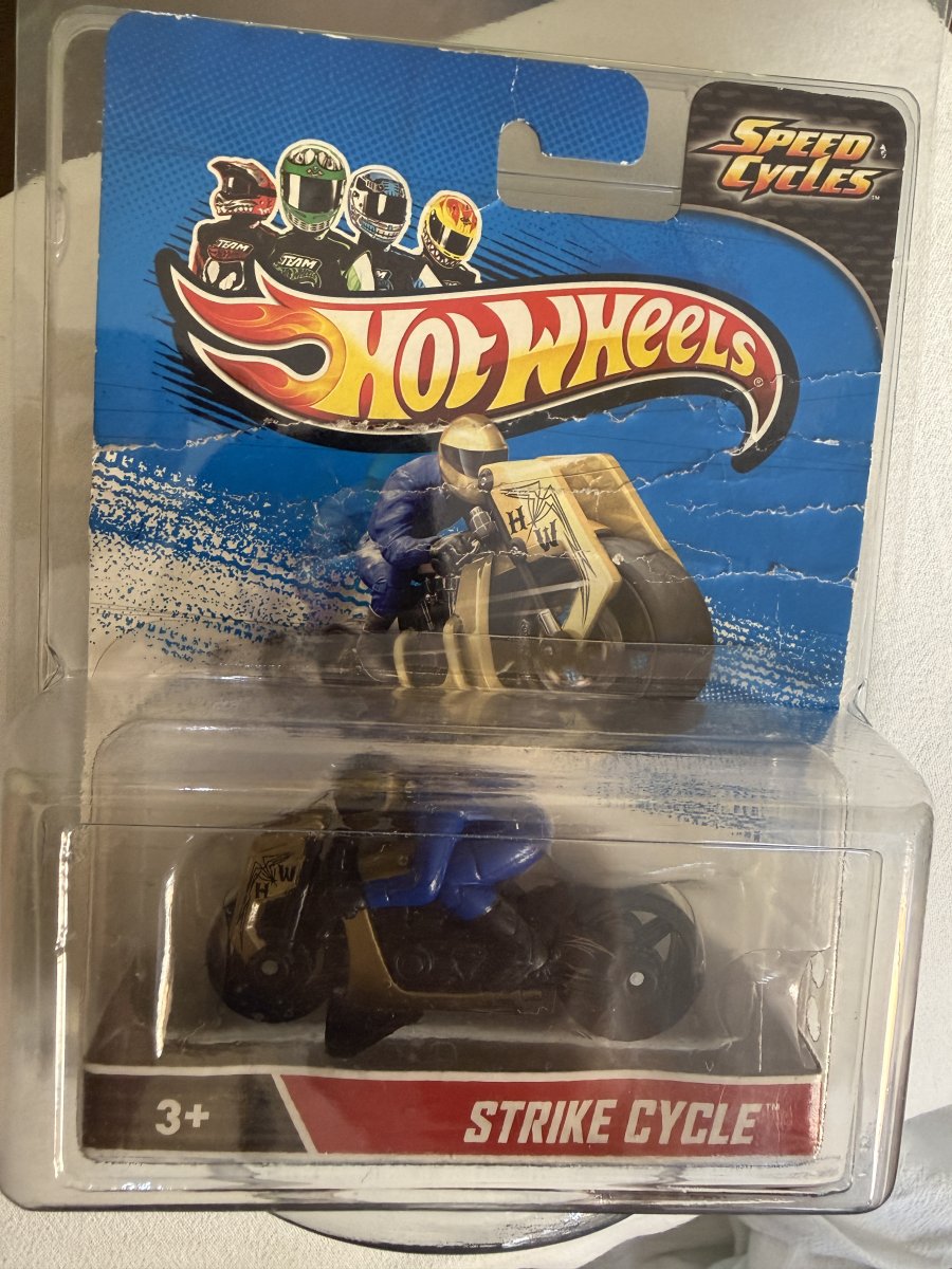 Hot Wheels Strike Cycle