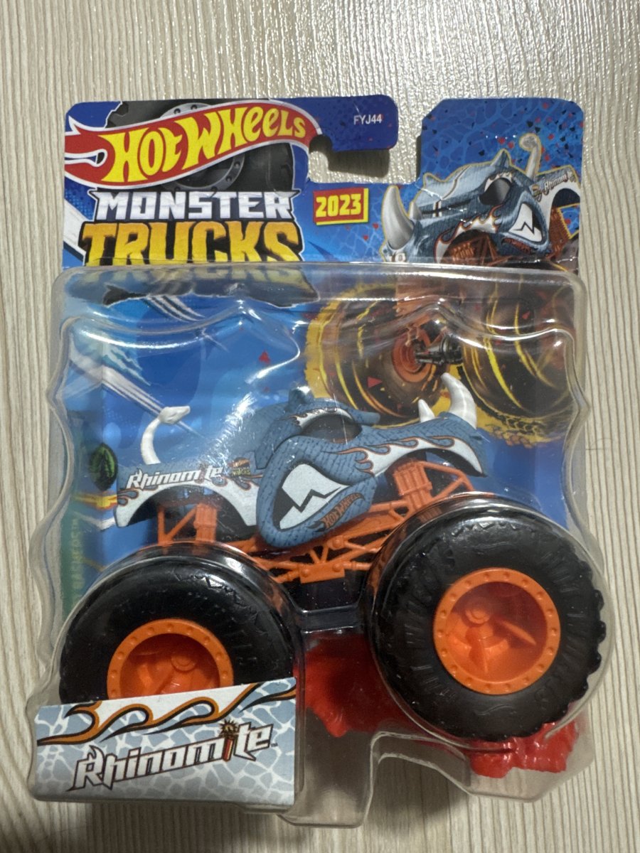 Hot Wheels Rhinomite