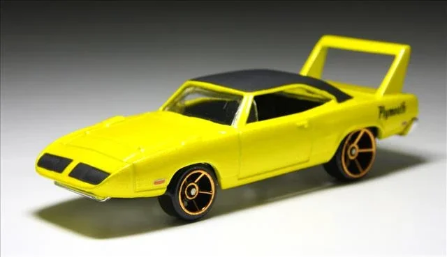 Hot Wheels 70 Plymouth Superbird