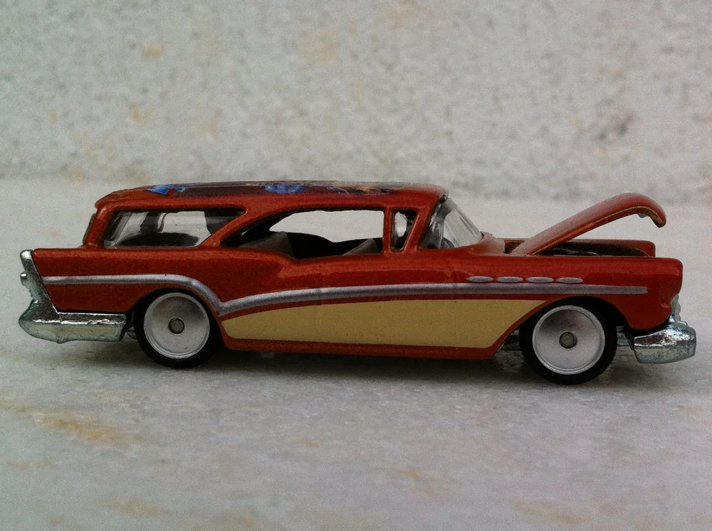 2011 57 Buick Orange: Image 2