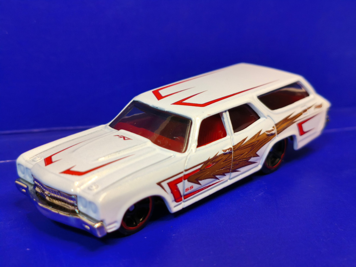 2026 70 Chevelle SS Wagon White: Short: Image 3