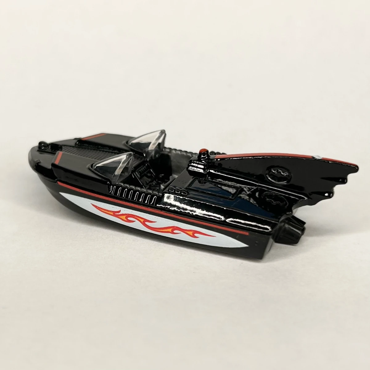 2026 1966 Bat Boat Black: No Package: Image 4