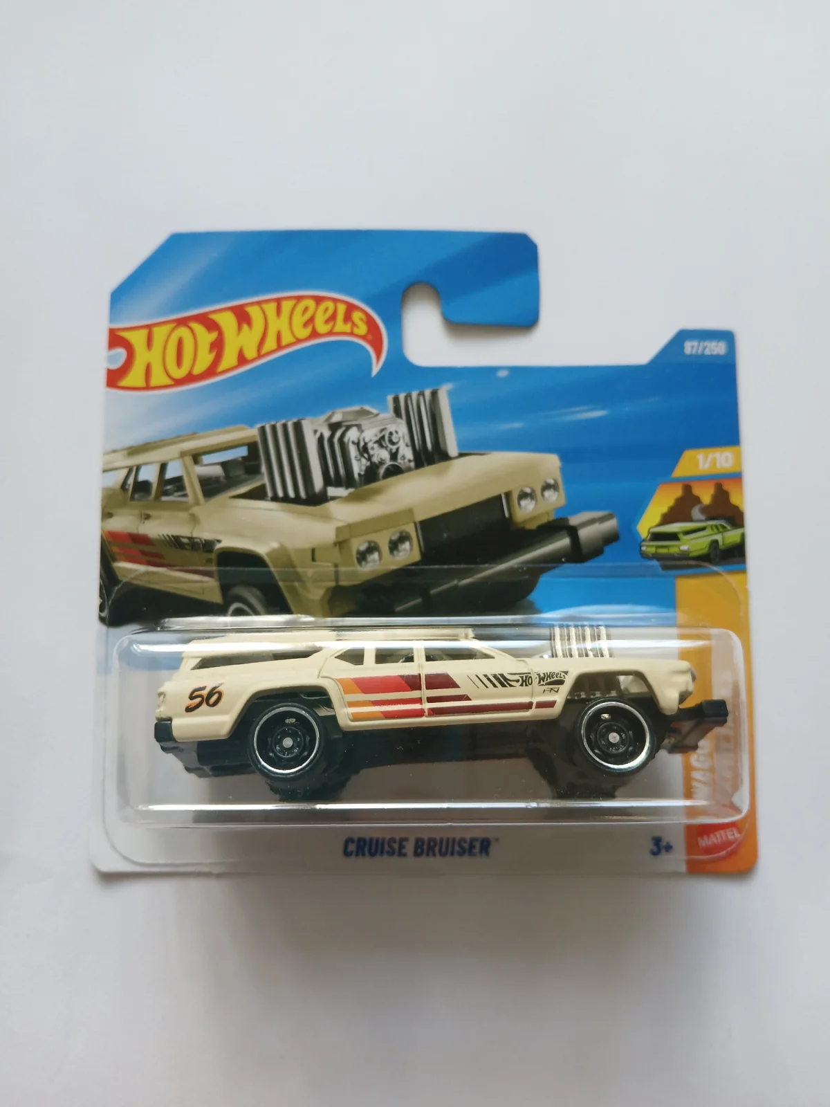 2026 Cruise Bruiser Beige: Short: Image 2
