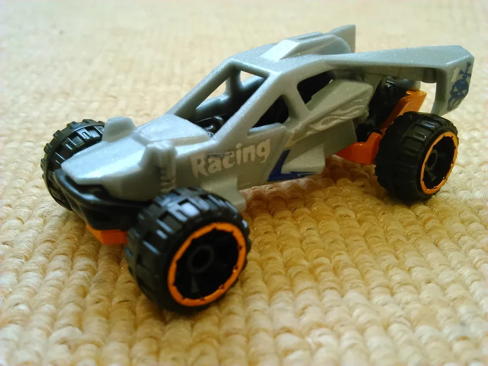 2015 Team Hot Wheels Corkscrew Buggy Blue: Image 2