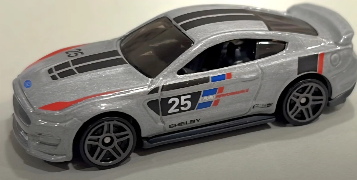 2026 Ford Shelby GT350R Silver: No Package: Image 2