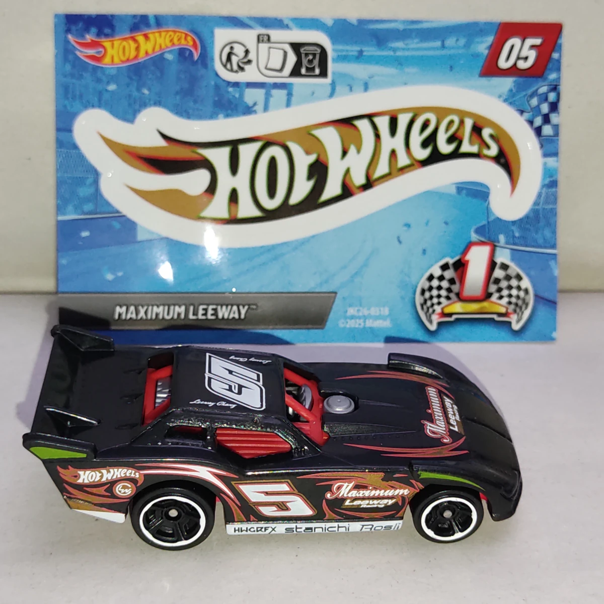 2026 Maximum Leeway Black: No Package: Image 2